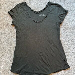 14th & Union Olive Green Short Sleeve Tee